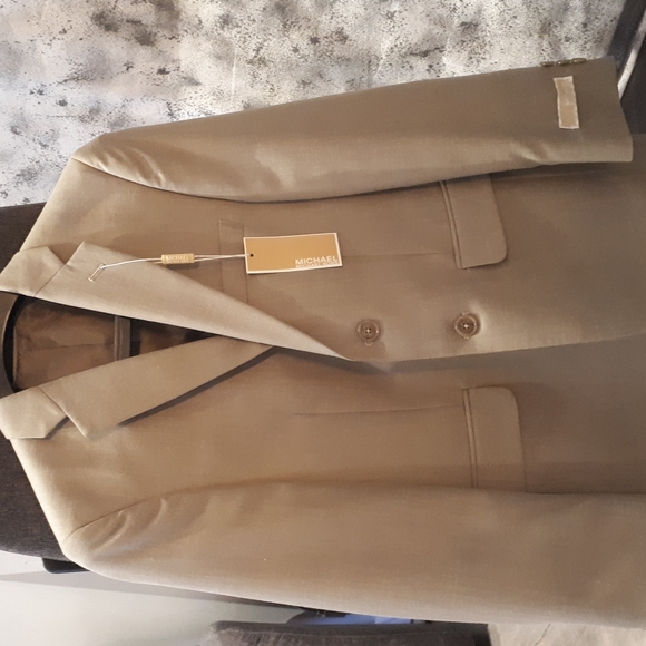 Michael Kors Boys 2-piece Suit - Picture 4 of 6